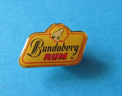 Bundaberg rum pin badge vgc - bundaberg,